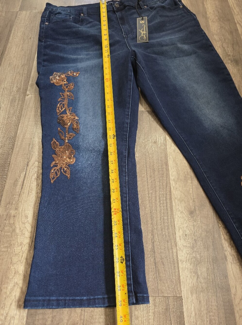 DG2 by Diane Gilman Dark Blue Cropped Jeans Western Copper Floral Embroidery Y2K - Picture 11 of 13